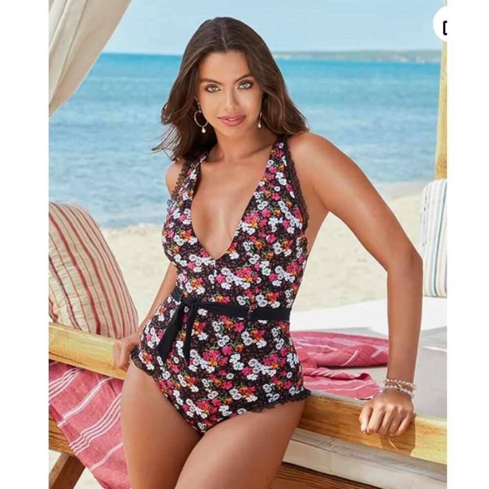 SKINNY DIPPERS Dora Cinchette Soft Cup Cross Back Plunge One Piece Medium NWT